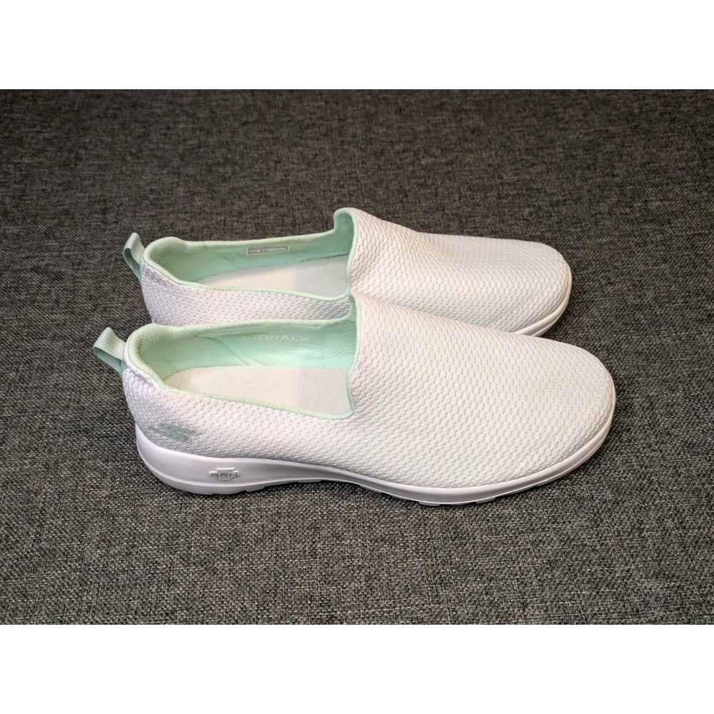 Skechers Womens Go Walk Joy 15600 Green Running Shoes Sneakers Size 10 Slip On